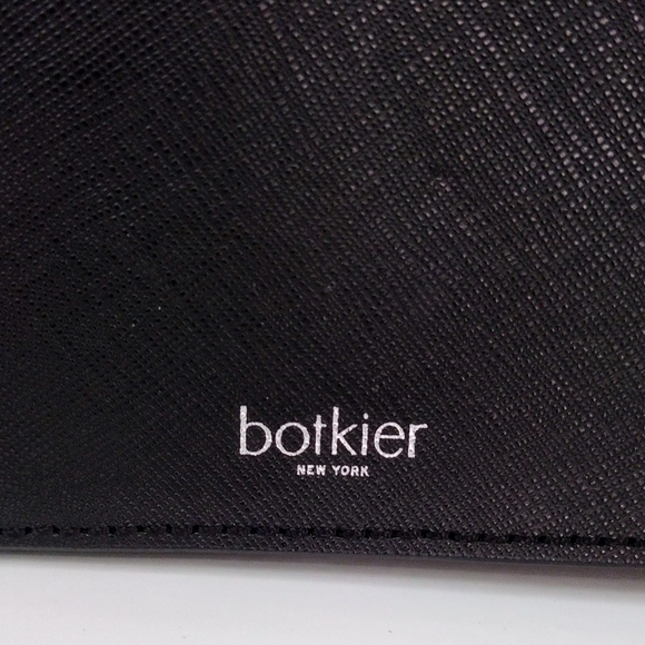 Botkier Leather Purse - Picture 12 of 13